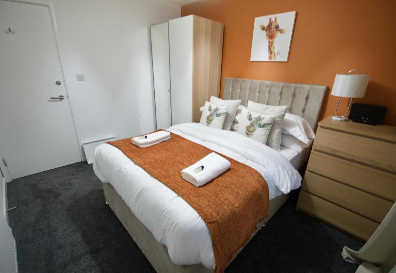 Affordable Digs Nr City Centre Sleeps5 Free Secure Parking コヴェントリー エクステリア 写真